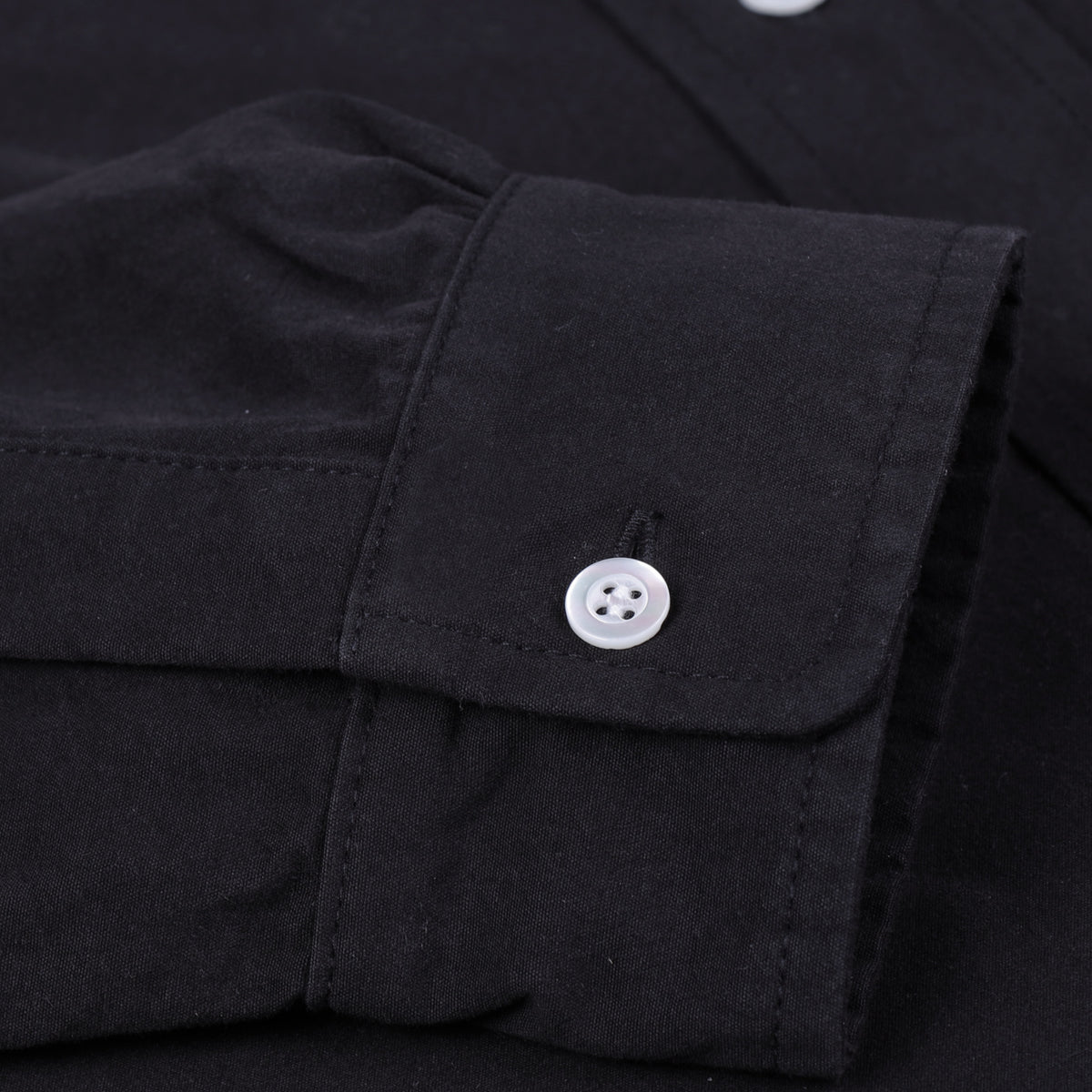 Double Weave Pima Cotton Oxford Standard collar.